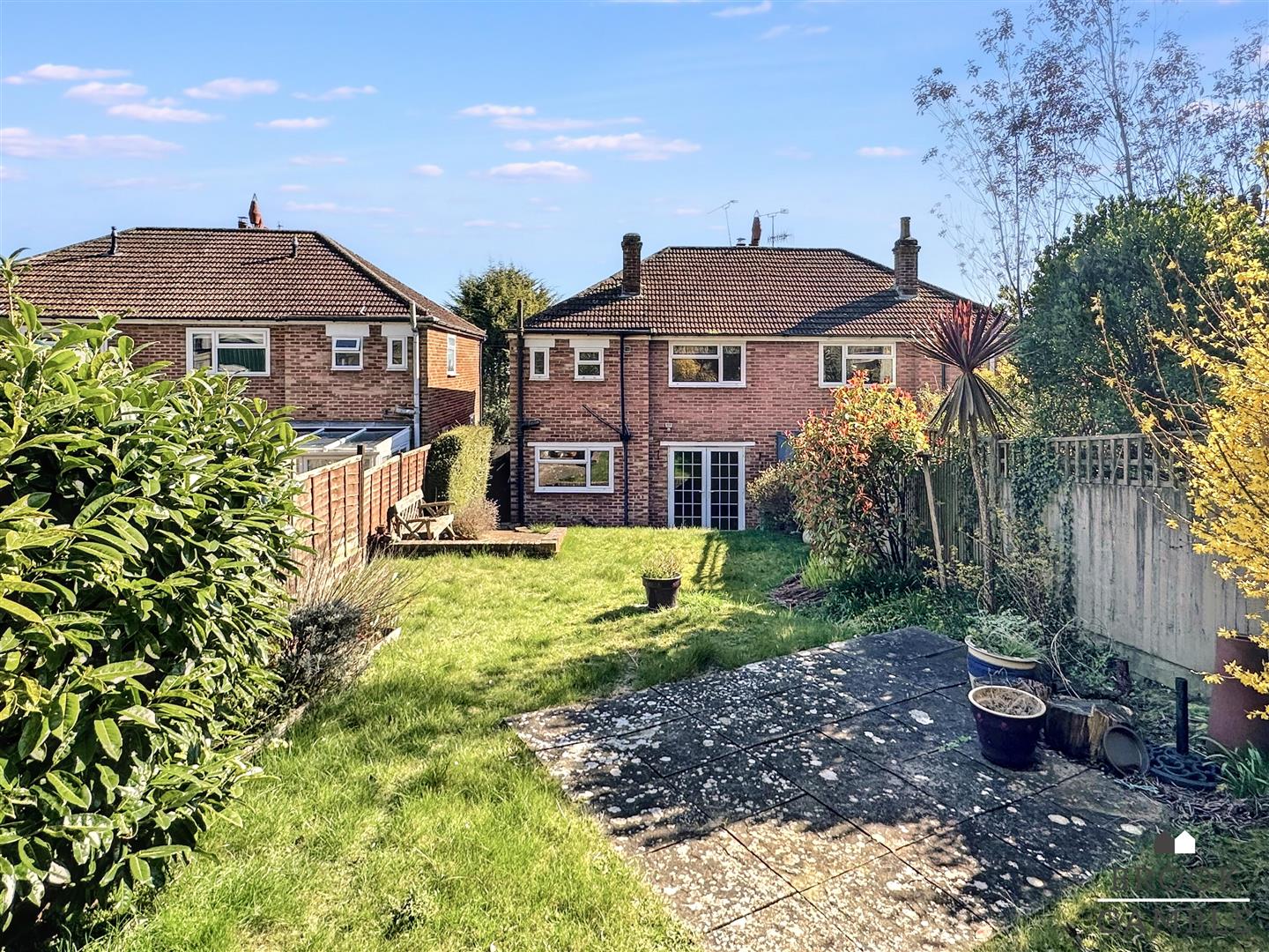 3 Bedroom House. Cherry Garden Road in Eastbourne, East Sussex 19